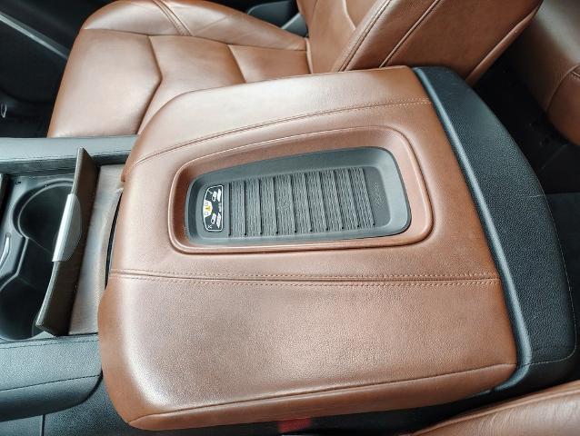 2018 Cadillac Escalade ESV Vehicle Photo in GREEN BAY, WI 54304-5303