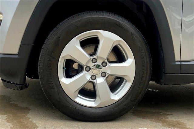 2021 Jeep Compass Vehicle Photo in KANSAS CITY, MO 64114-4545