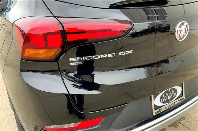 2022 Buick Encore GX Vehicle Photo in TOPEKA, KS 66609-0000
