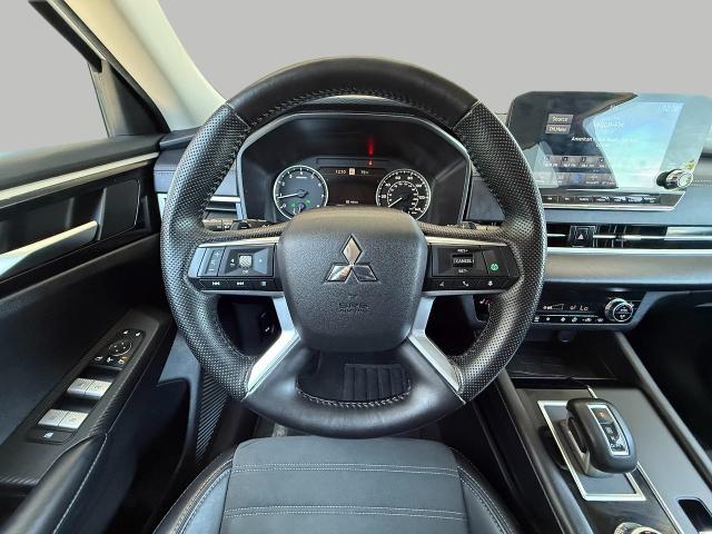 2023 Mitsubishi Outlander Vehicle Photo in Appleton, WI 54914