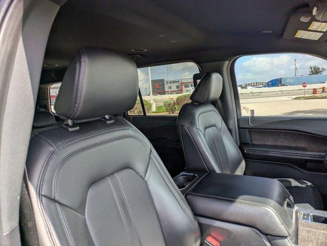 2021 Ford Expedition Vehicle Photo in SELMA, TX 78154-1459