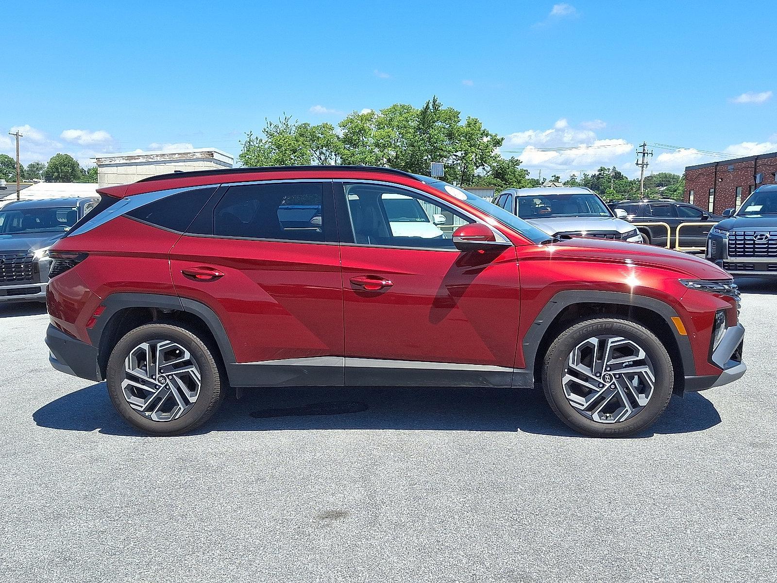 2025 Hyundai TUCSON Hybrid Vehicle Photo in Harrisburg, PA 17111