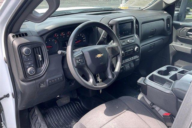 2023 Chevrolet Silverado 3500 HD Chassis Cab Vehicle Photo in INDEPENDENCE, MO 64055-1314