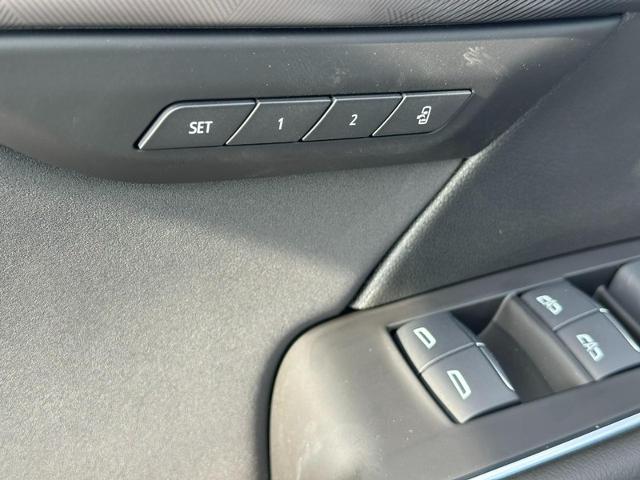 2025 Buick Envision Vehicle Photo in COLUMBIA, MO 65203-3903