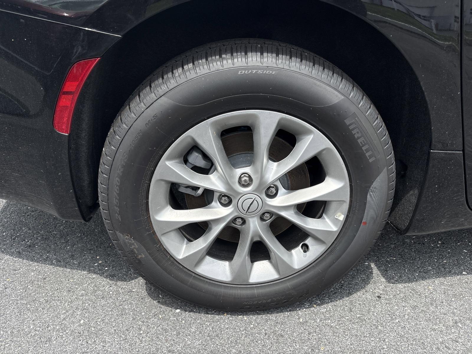 2025 Chrysler Pacifica Vehicle Photo in Mechanicsburg, PA 17050-1707