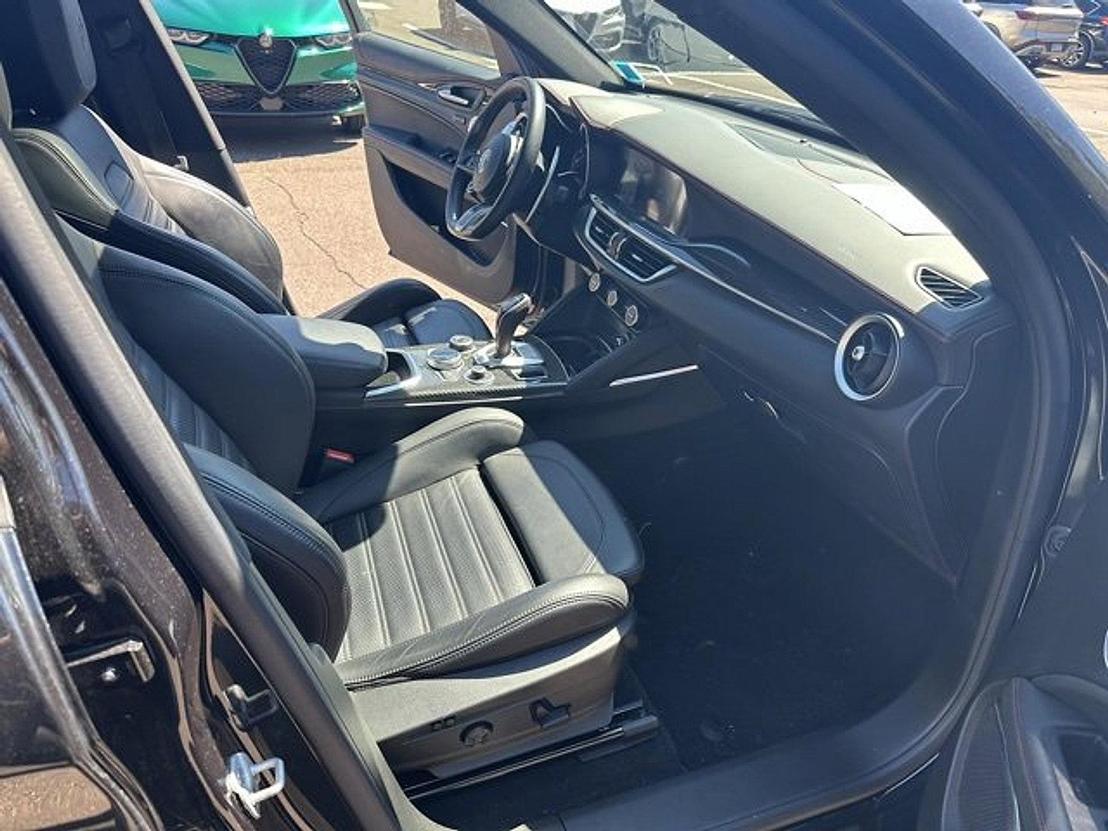 2023 Alfa Romeo Stelvio Vehicle Photo in Willow Grove, PA 19090