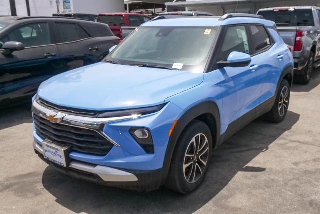 2024 Chevrolet Trailblazer Vehicle Photo in VENTURA, CA 93003-8585