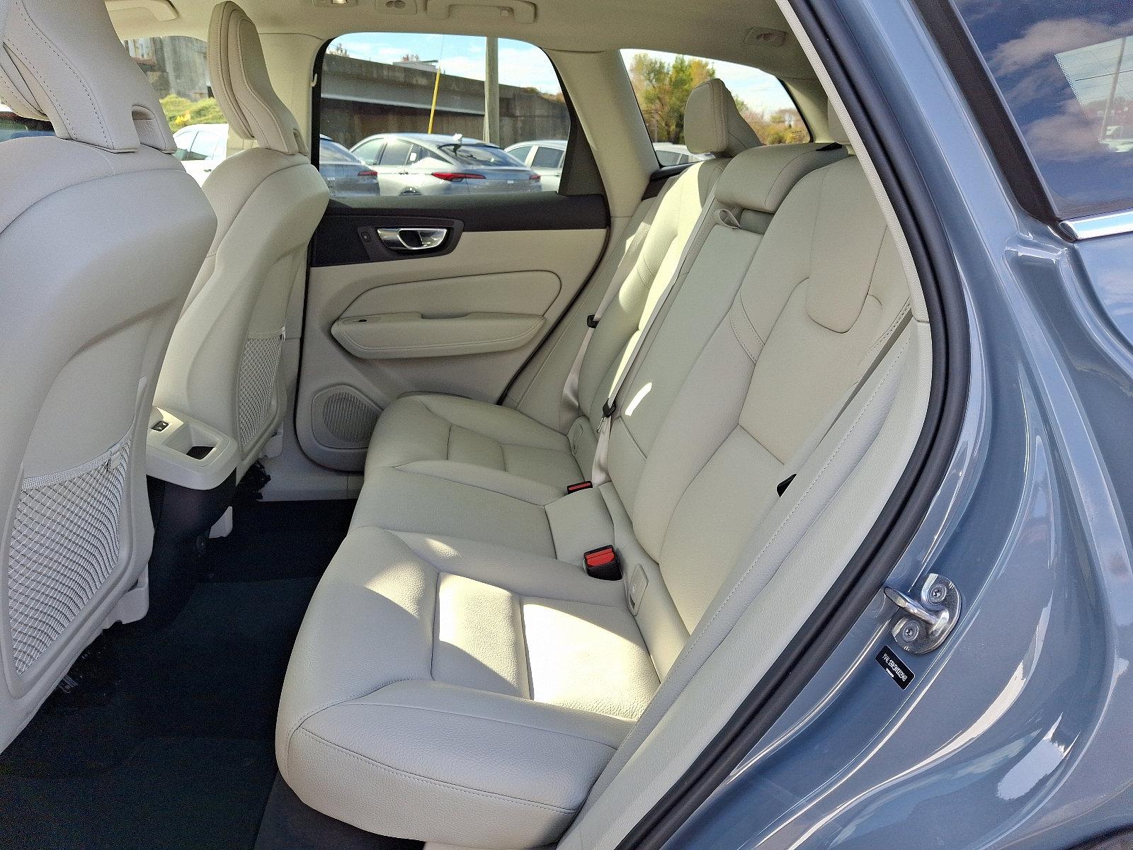 2022 Volvo XC60 Vehicle Photo in Trevose, PA 19053