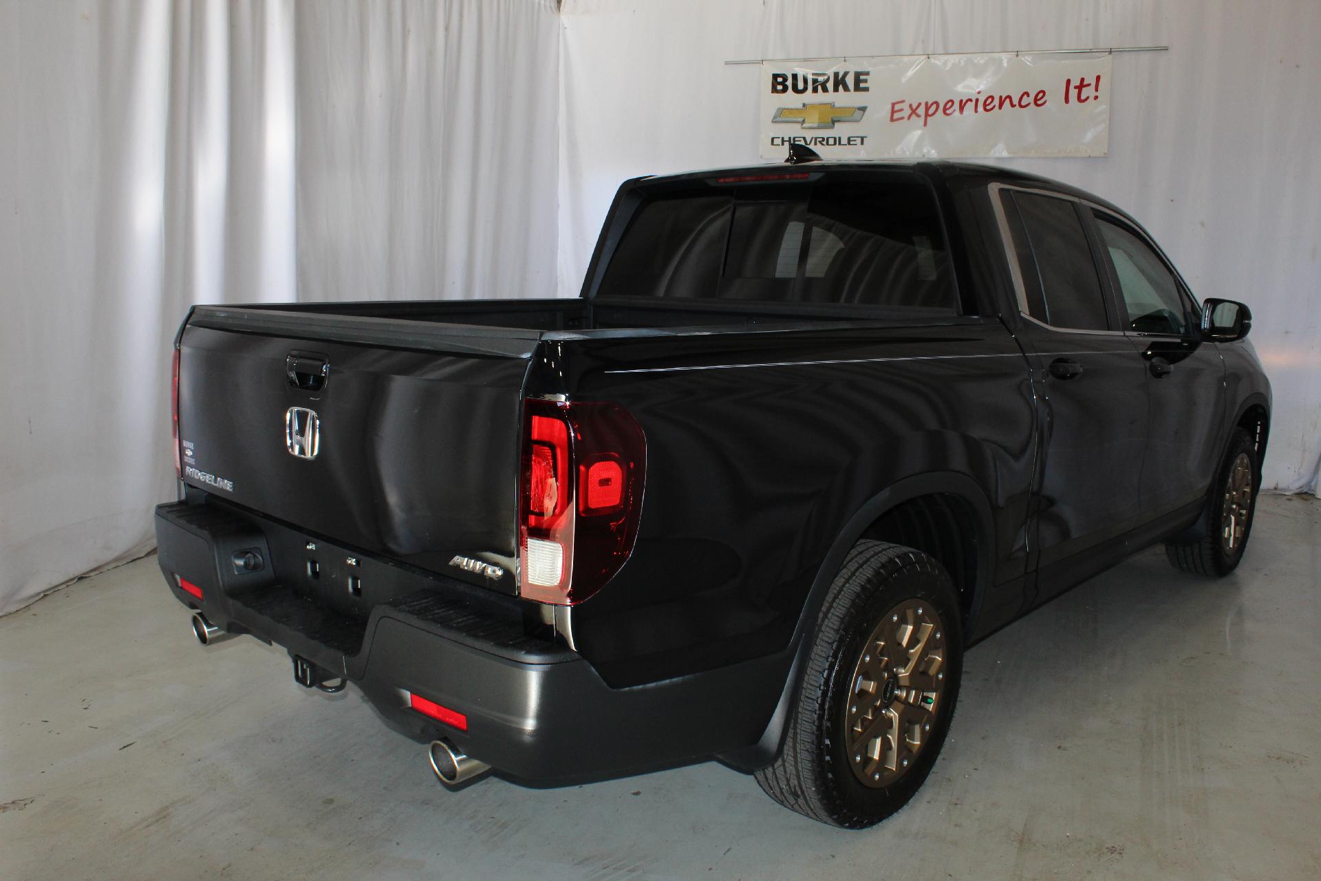 2023 Honda Ridgeline Vehicle Photo in NORTHAMPTON, MA 01060-1120
