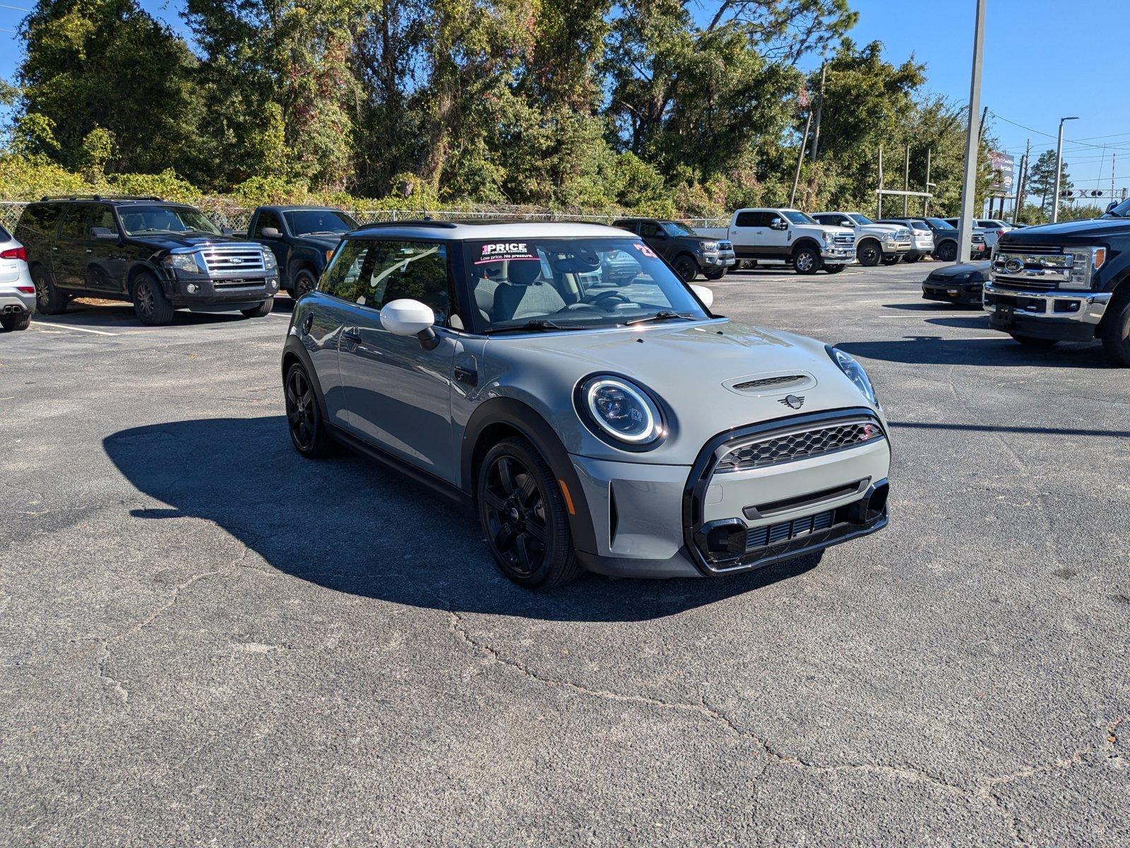 2023 MINI Cooper S Hardtop 2 Door Vehicle Photo in Panama City, FL 32401