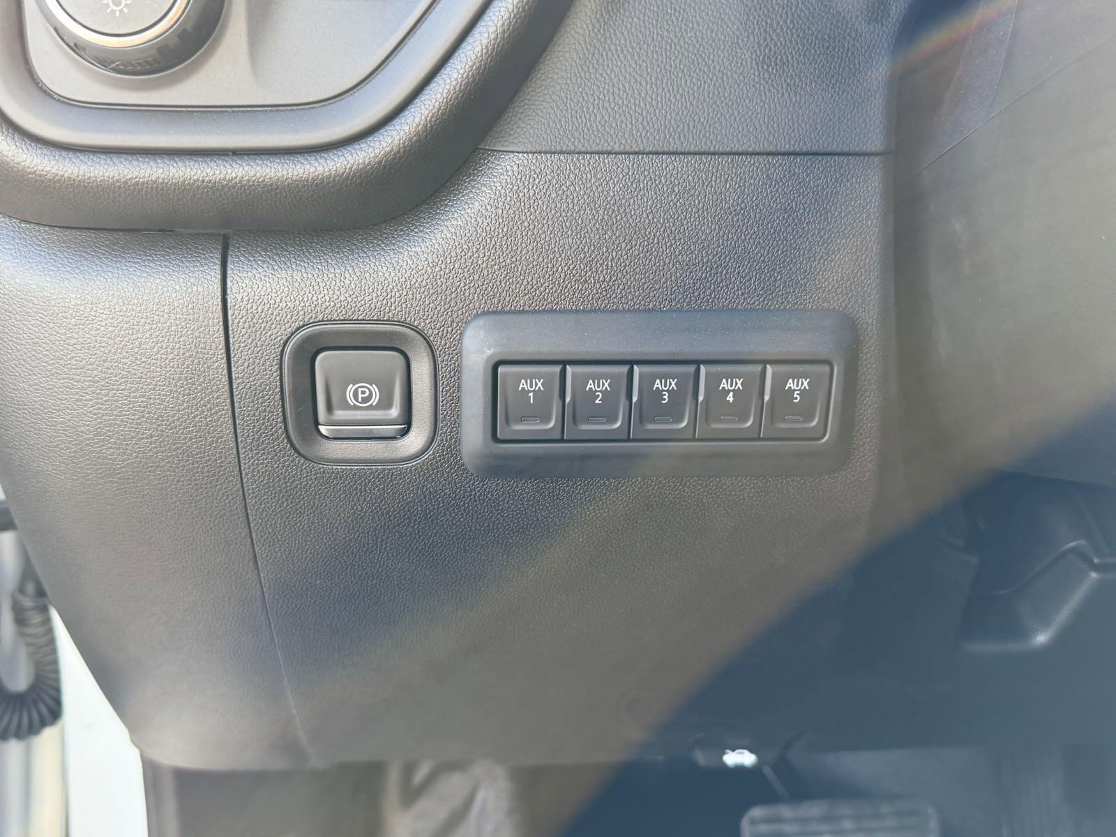 2024 Chevrolet Silverado 3500 HD Chassis Cab Vehicle Photo in GEORGETOWN, TX 78626-7508