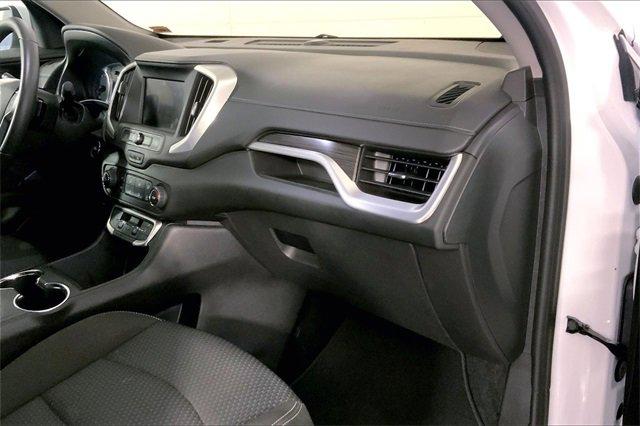 2024 GMC Terrain Vehicle Photo in KANSAS CITY, MO 64114-4502