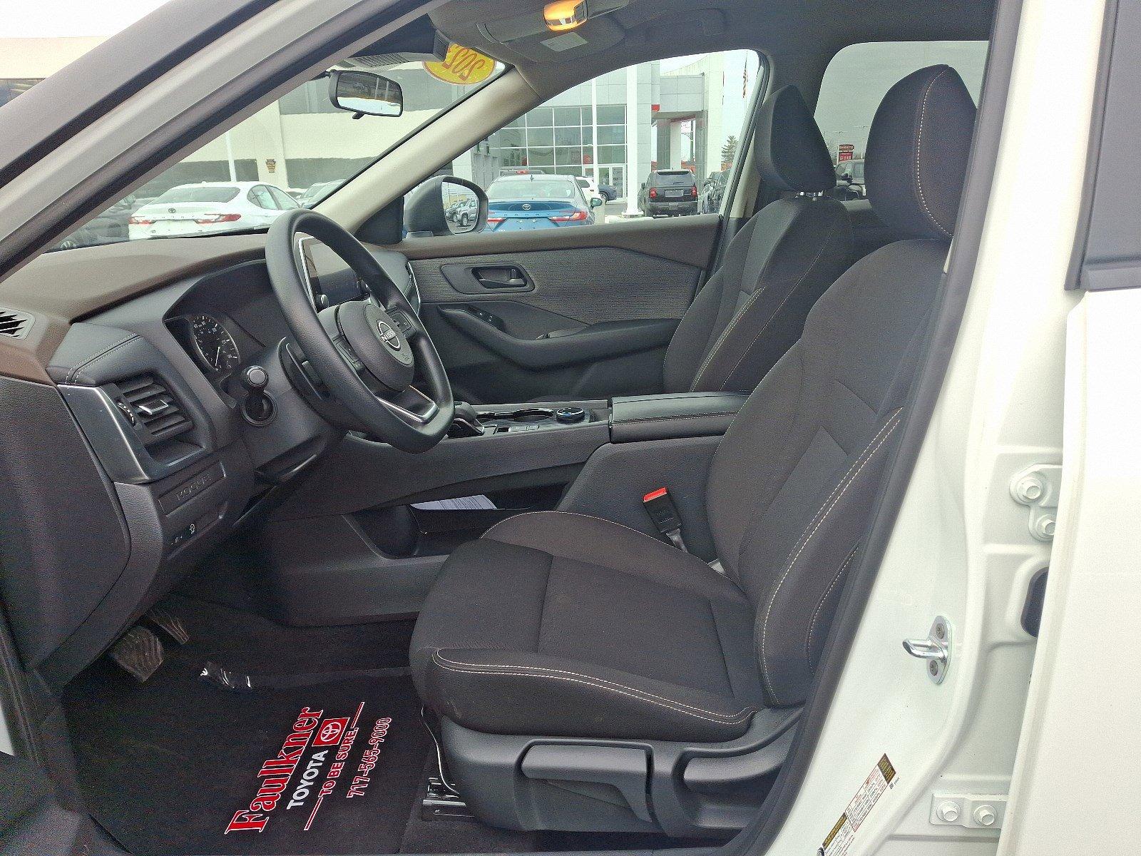 2023 Nissan Rogue Vehicle Photo in Harrisburg, PA 17111