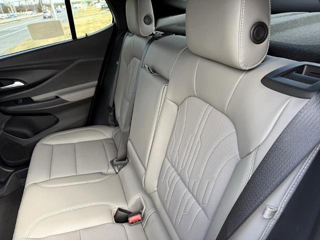 2025 Buick Envista Vehicle Photo in CHICOPEE, MA 01020-5001