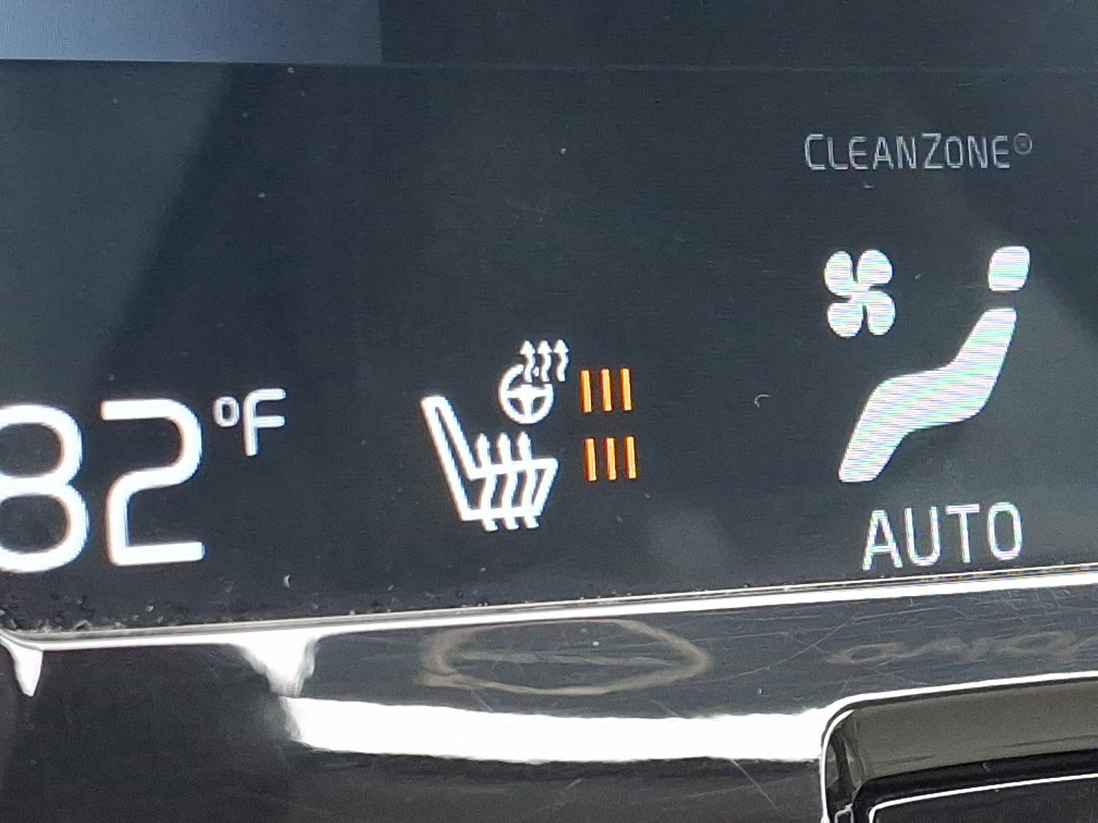 2019 Volvo XC60 Vehicle Photo in Trevose, PA 19053