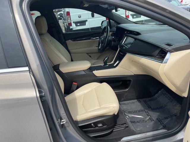 2019 Cadillac XT5 Vehicle Photo in MEDINA, OH 44256-9631