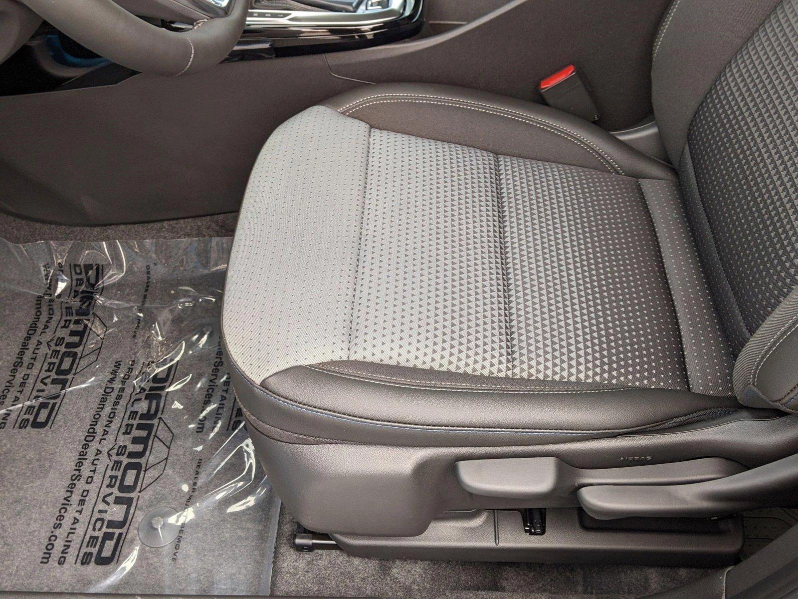 2025 Chevrolet Trax Vehicle Photo in TIMONIUM, MD 21093-2300