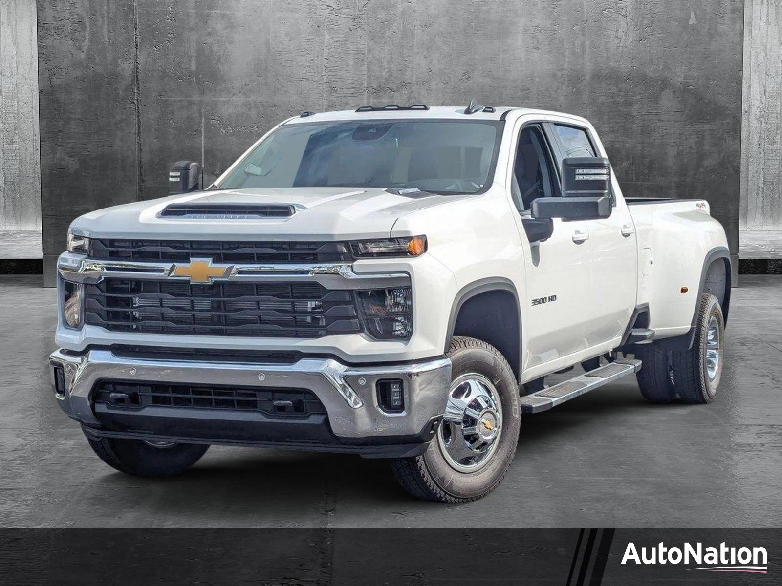 2025 Chevrolet Silverado 3500 HD Vehicle Photo in PEMBROKE PINES, FL 33024-6534