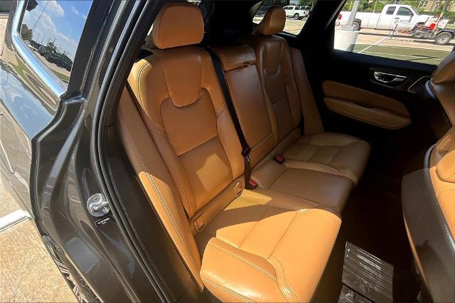2022 Volvo XC60 Vehicle Photo in Houston, TX 77007