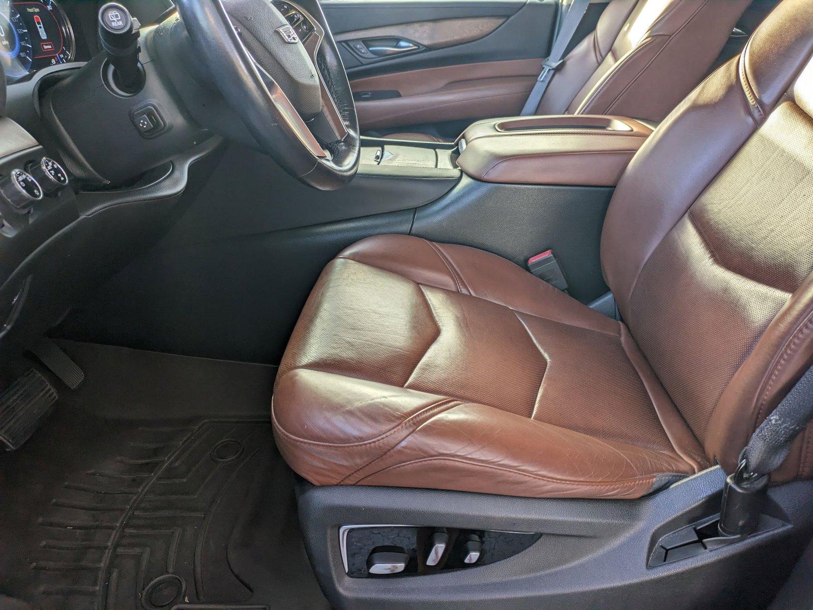 2016 Cadillac Escalade Vehicle Photo in WEST PALM BEACH, FL 33407-3296