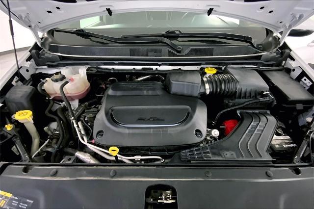 2023 Chrysler Pacifica Vehicle Photo in Lees Summit, MO 64086