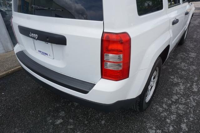 2016 Jeep Patriot Vehicle Photo in FAIRMONT, WV 26554-2318