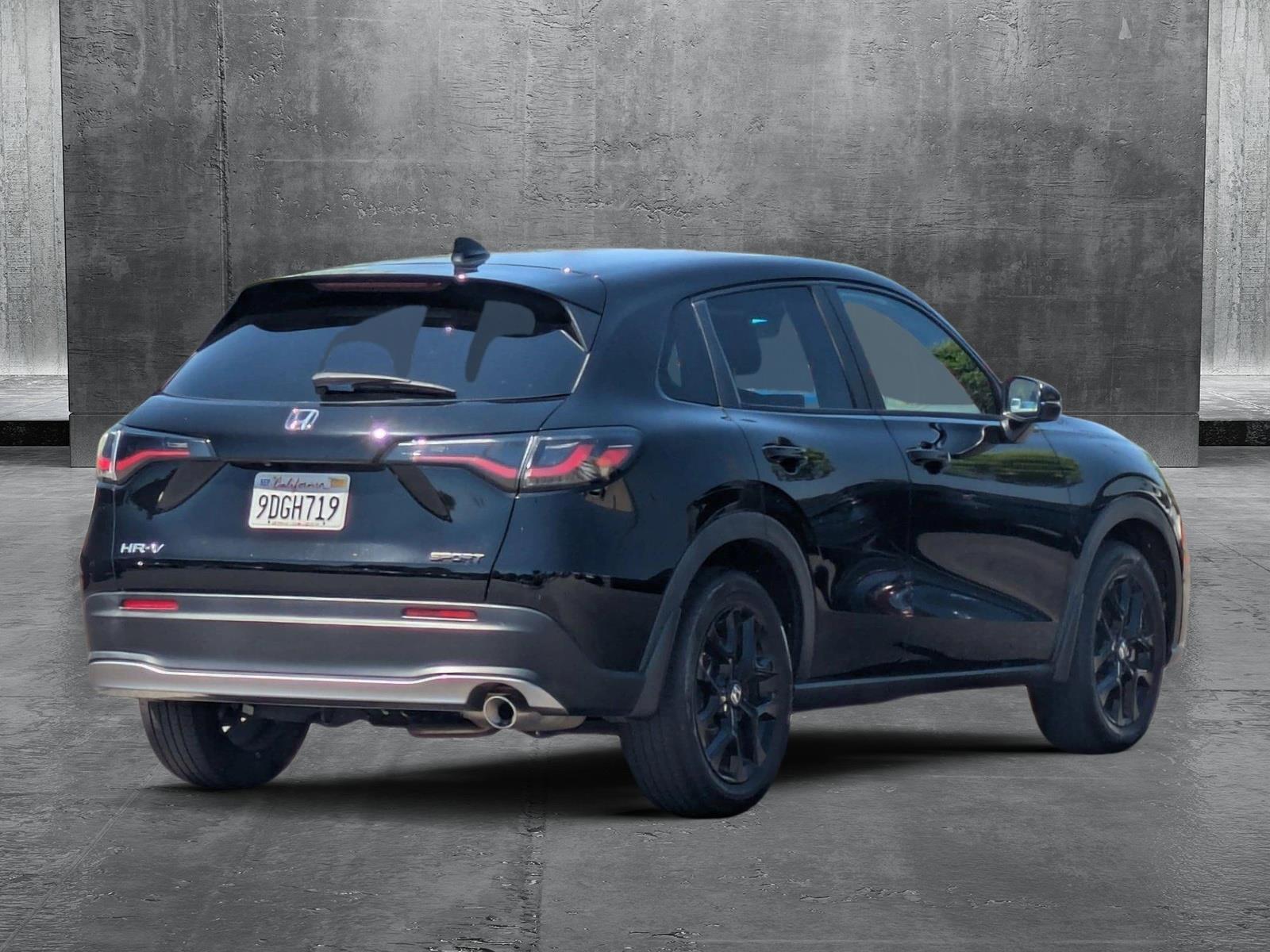 2023 Honda HR-V Vehicle Photo in Valencia, CA 91355-1794