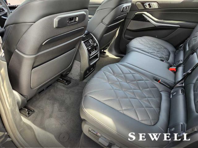 2026 BMW X7 xDrive40i Vehicle Photo in PLANO, TX 75024
