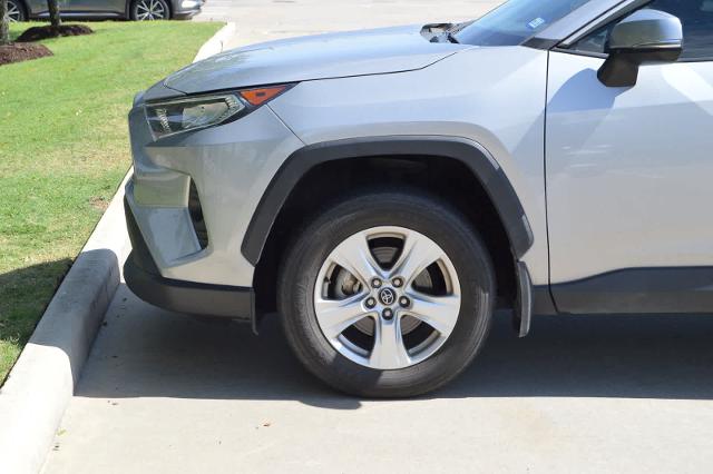 2020 Toyota RAV4 Vehicle Photo in Houston, TX 77090