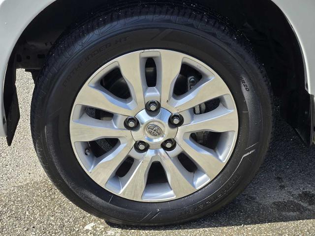 2010 Toyota Sequoia Vehicle Photo in DENTON, TX 76210-9321
