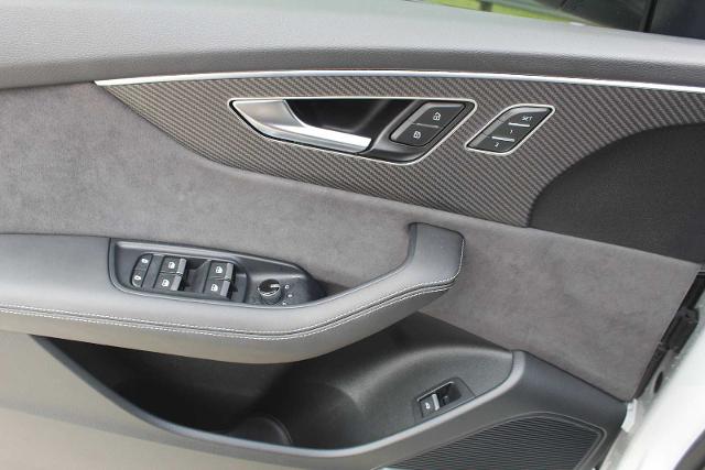 2024 Audi SQ8 Vehicle Photo in HOUSTON, TX 77090