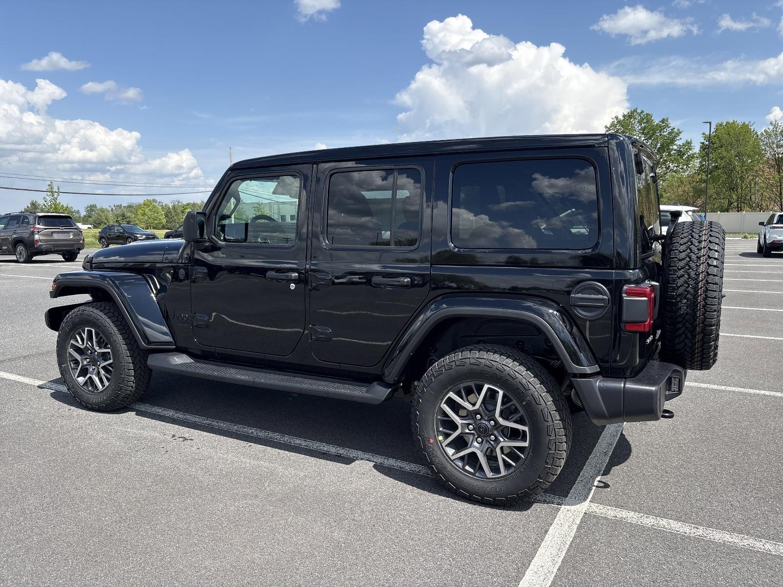 2025 Jeep Wrangler Vehicle Photo in Mechanicsburg, PA 17050-1707