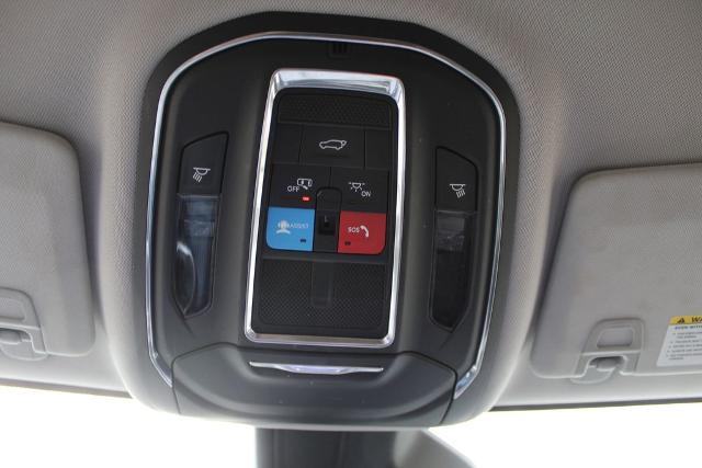 2023 Jeep Grand Cherokee L Vehicle Photo in Cedar Rapids, IA 52402