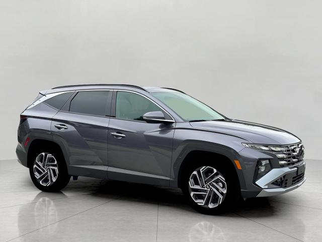 2025 Hyundai TUCSON Hybrid Vehicle Photo in Green Bay, WI 54304