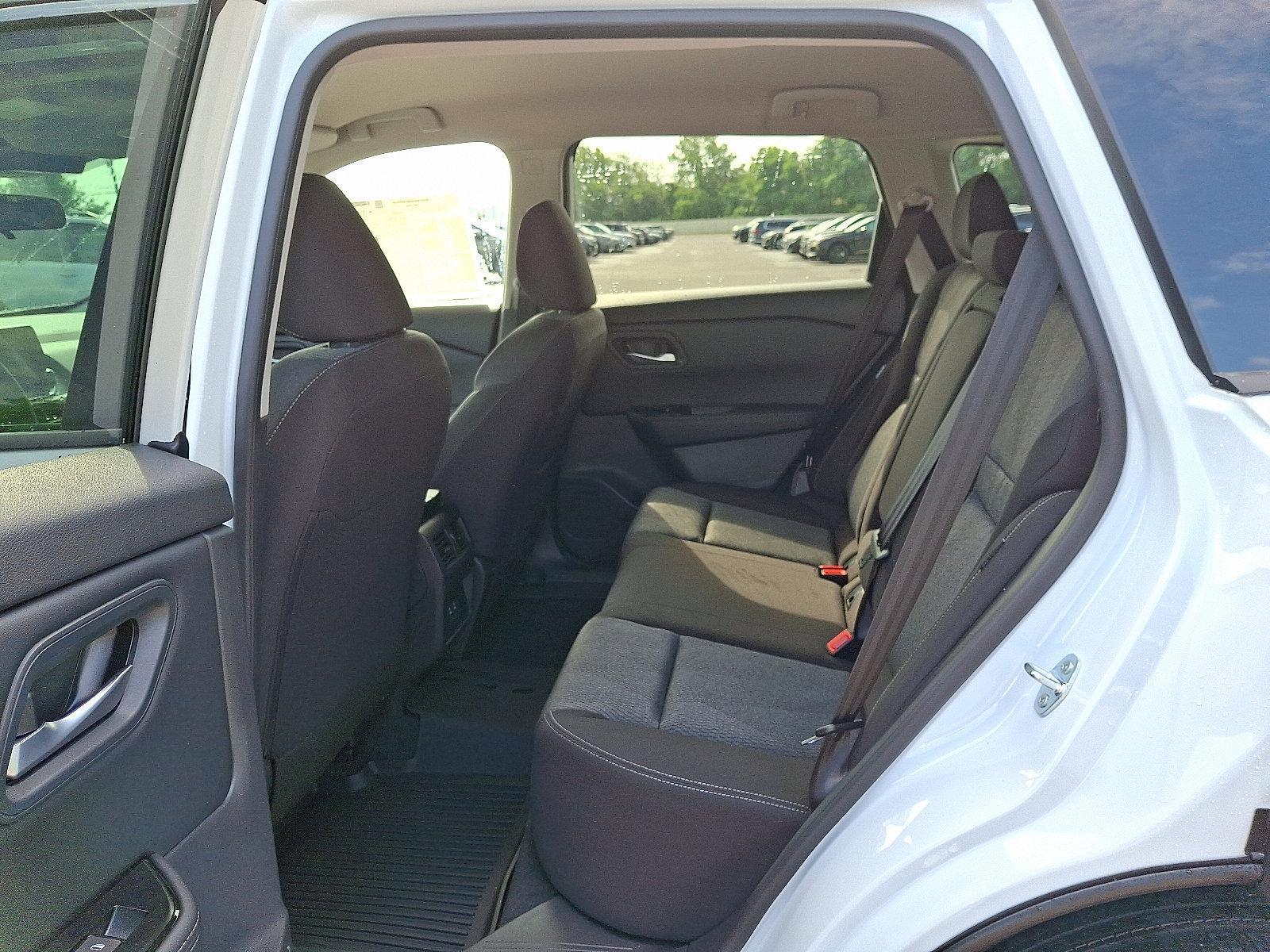 2025 Nissan Rogue Vehicle Photo in Mechanicsburg, PA 17050-2306