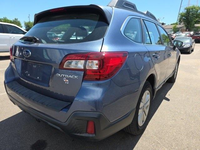 2018 Subaru Outback Vehicle Photo in ENGLEWOOD, CO 80113-6708