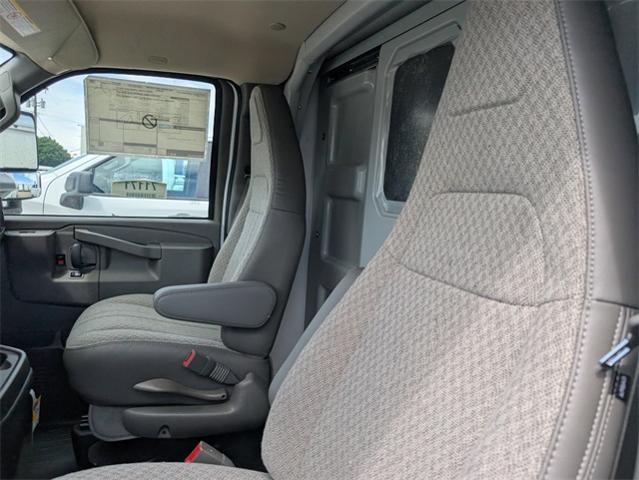 2025 Chevrolet Express Commercial Cutaway Vehicle Photo in ENGLEWOOD, CO 80113-6708