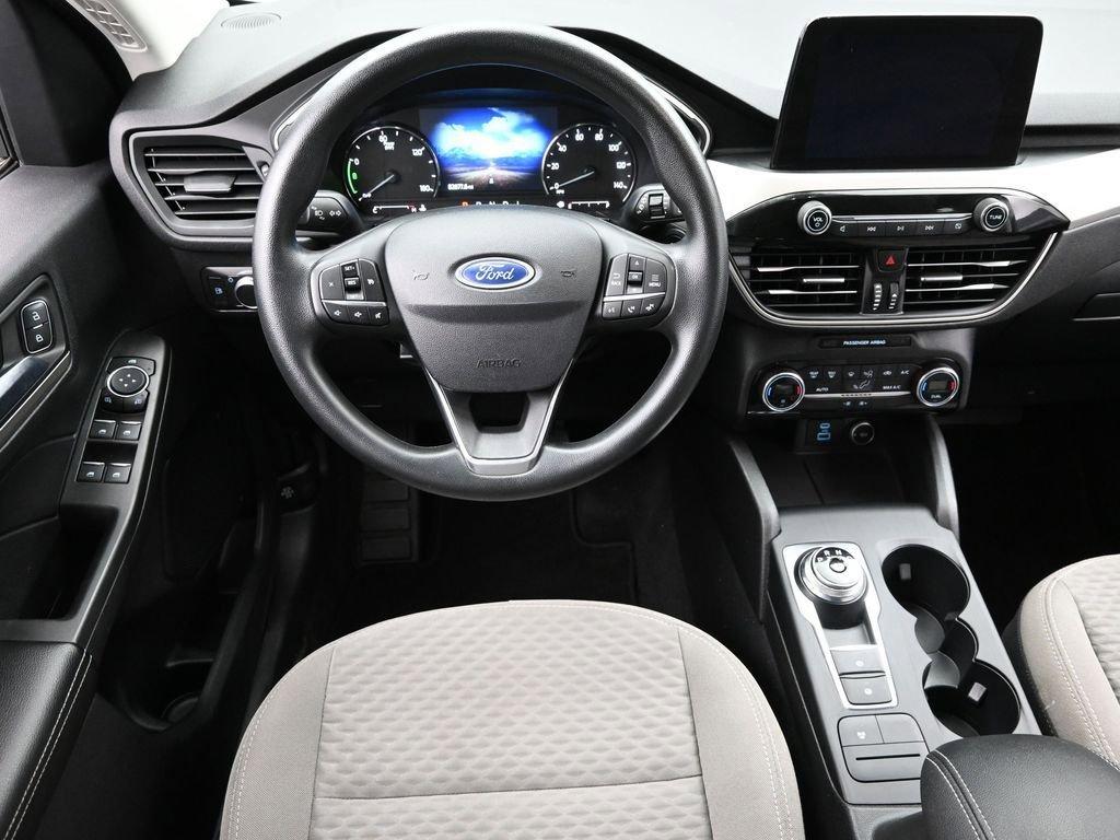 2021 Ford Escape Vehicle Photo in Marion, IA 52302