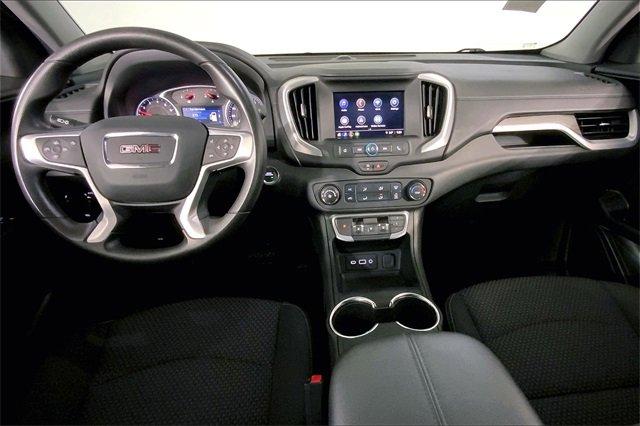 2024 GMC Terrain Vehicle Photo in KANSAS CITY, MO 64114-4502