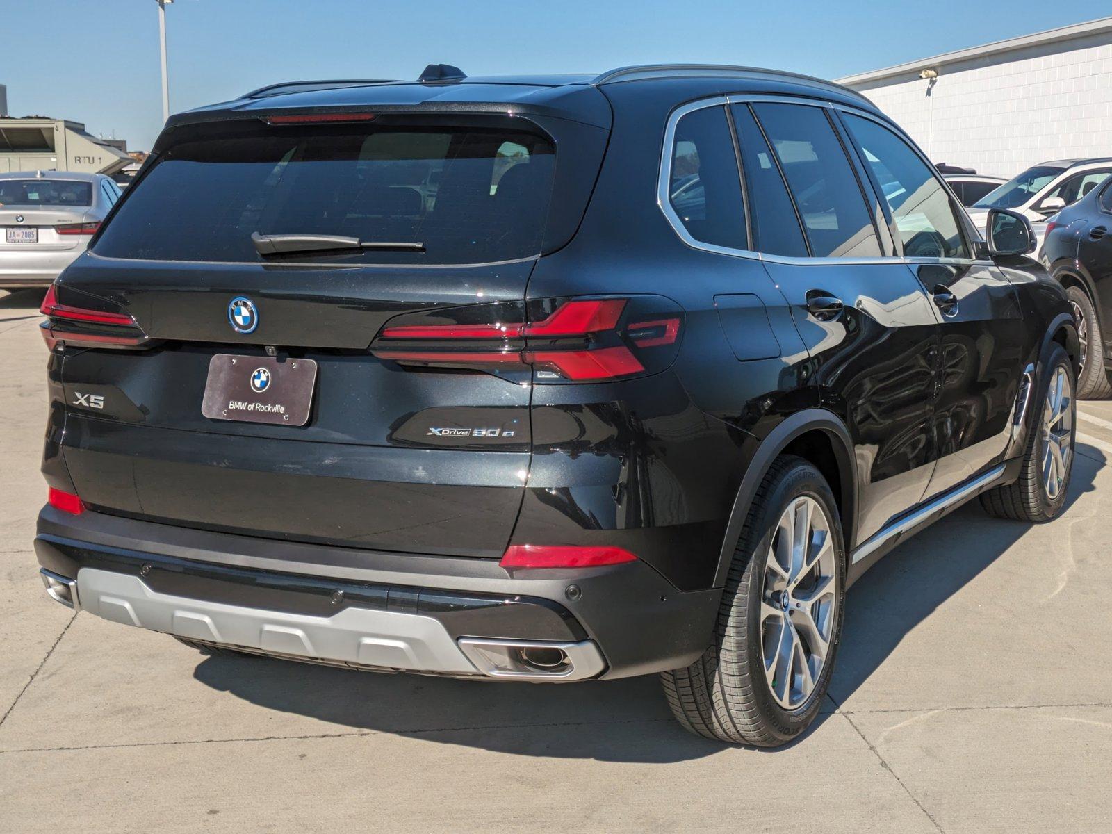 2025 BMW X5 xDrive50e Vehicle Photo in Rockville, MD 20852