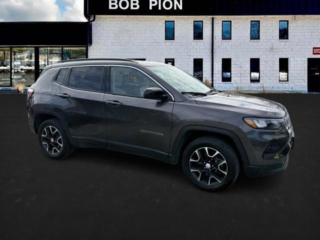 2022 Jeep Compass Vehicle Photo in CHICOPEE, MA 01020-5001