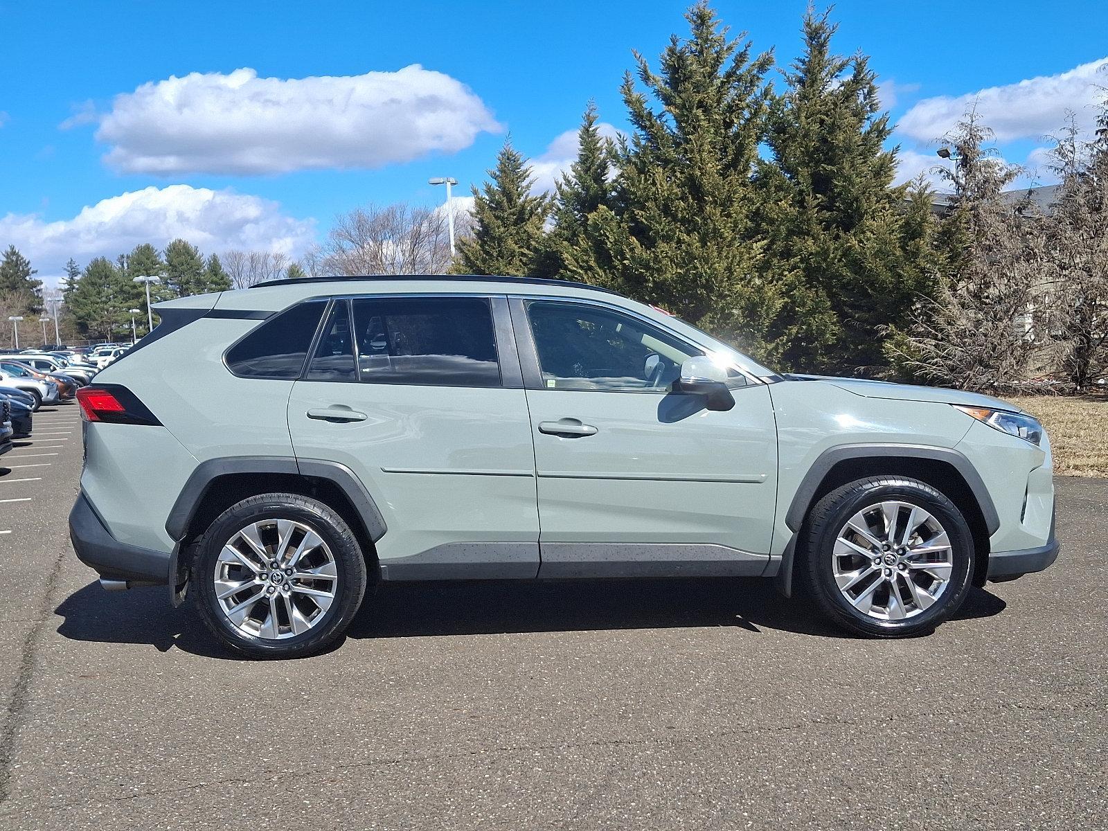 2019 Toyota RAV4 Vehicle Photo in Trevose, PA 19053
