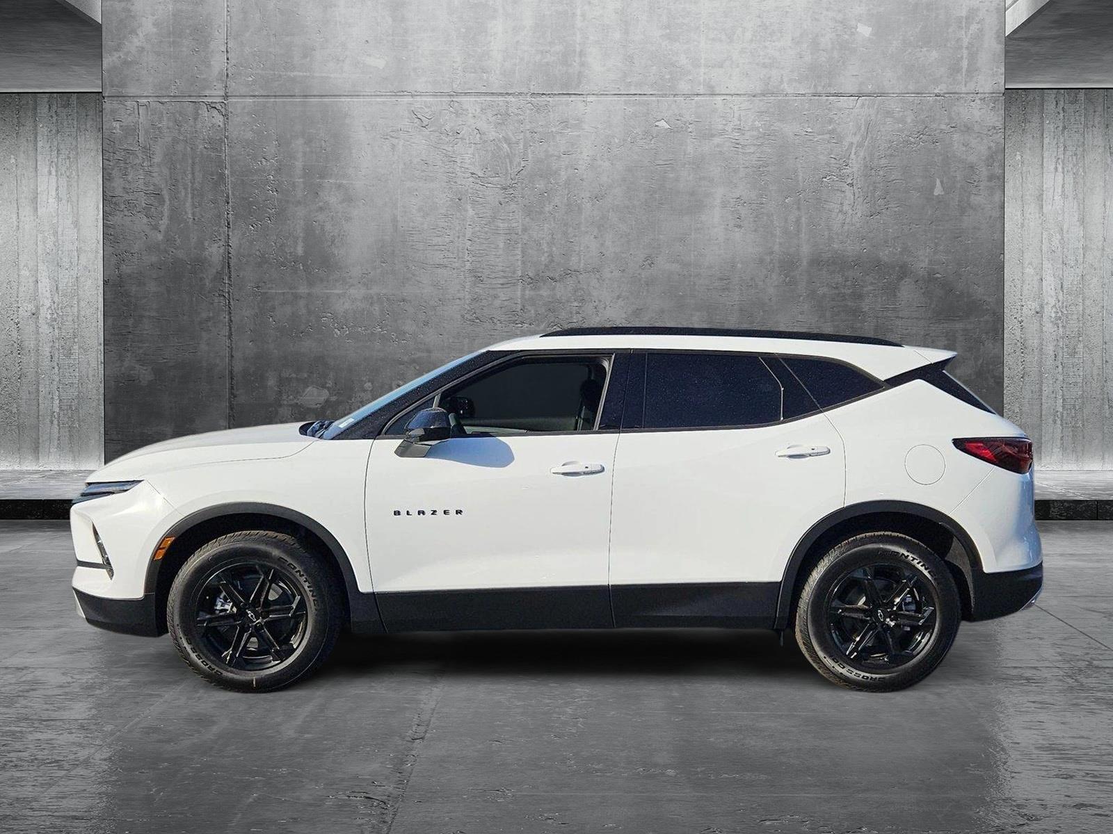 2025 Chevrolet Blazer Vehicle Photo in MESA, AZ 85206-4395