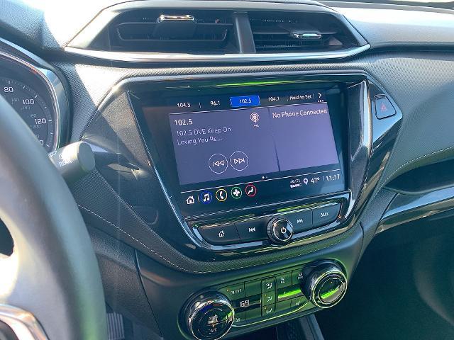 2023 Chevrolet Trailblazer Vehicle Photo in MOON TOWNSHIP, PA 15108-2571