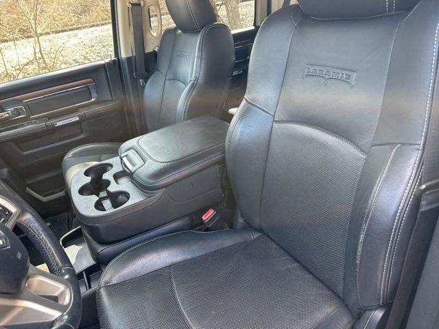 2015 Ram 1500 Vehicle Photo in MEDINA, OH 44256-9631