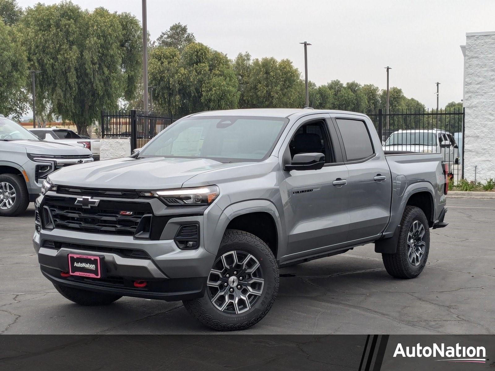 2025 Chevrolet Colorado Vehicle Photo in VALENCIA, CA 91355-1705