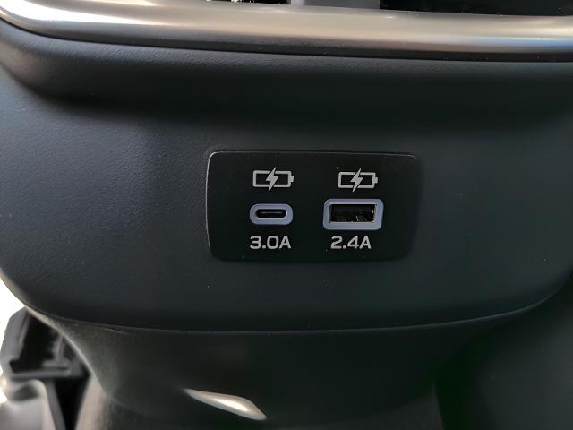 2025 Subaru Outback Vehicle Photo in Green Bay, WI 54304