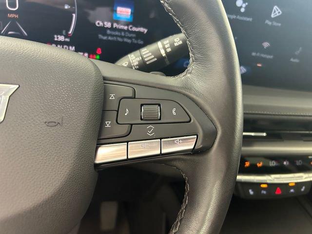 2024 Cadillac XT4 Vehicle Photo in MEDINA, OH 44256-9631