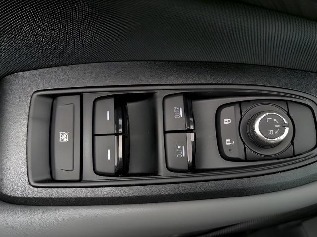 2025 Subaru Outback Vehicle Photo in Green Bay, WI 54304
