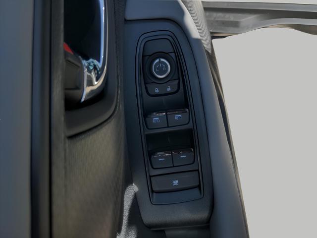 2025 Subaru Outback Vehicle Photo in Green Bay, WI 54304